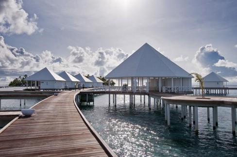 Diamonds ThudufushiI Beach & Water Villas  鑽石蘇杜珊瑚島|島嶼照片