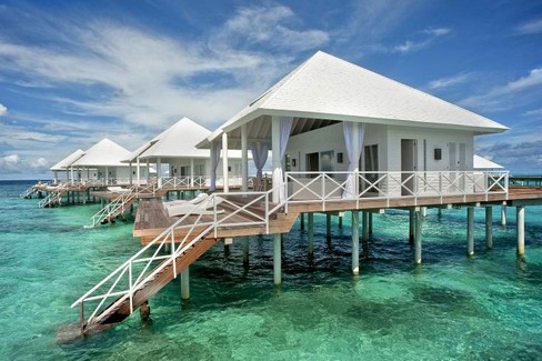 Diamonds ThudufushiI Beach & Water Villas  鑽石蘇杜珊瑚島片